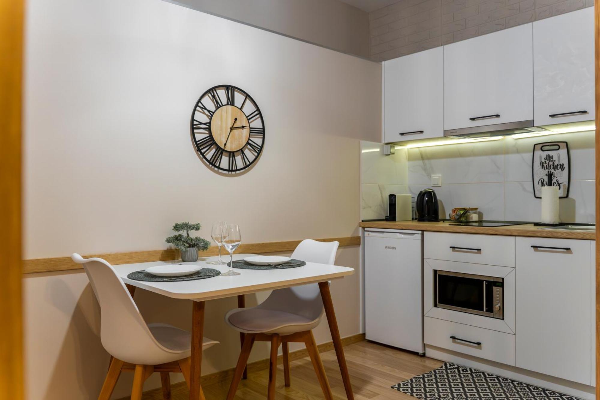 קאלאבאקה Novos Guesthouse Meteora מראה חיצוני תמונה