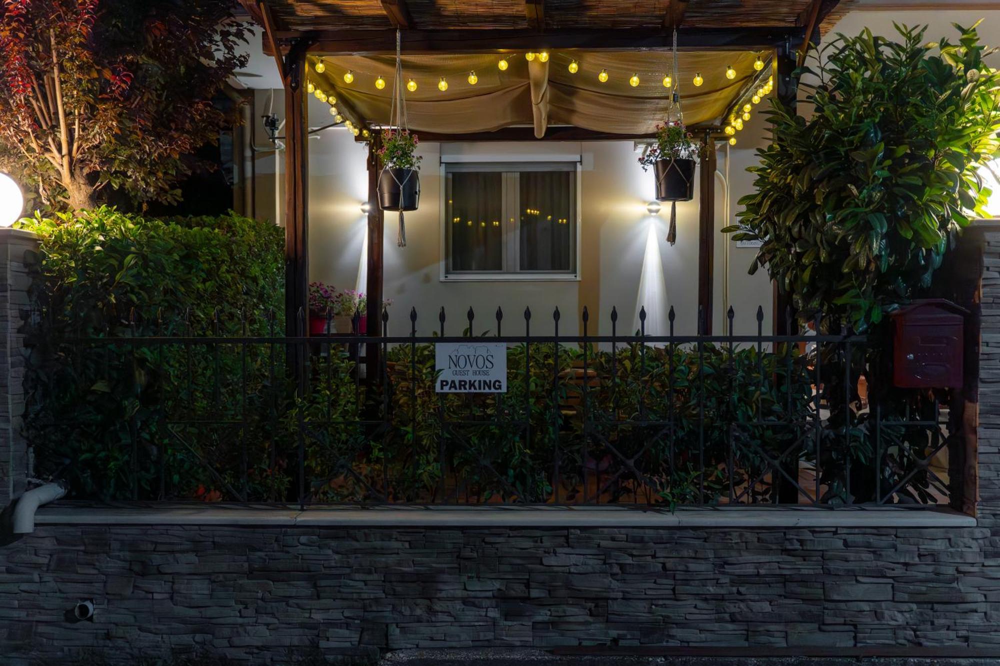 קאלאבאקה Novos Guesthouse Meteora מראה חיצוני תמונה